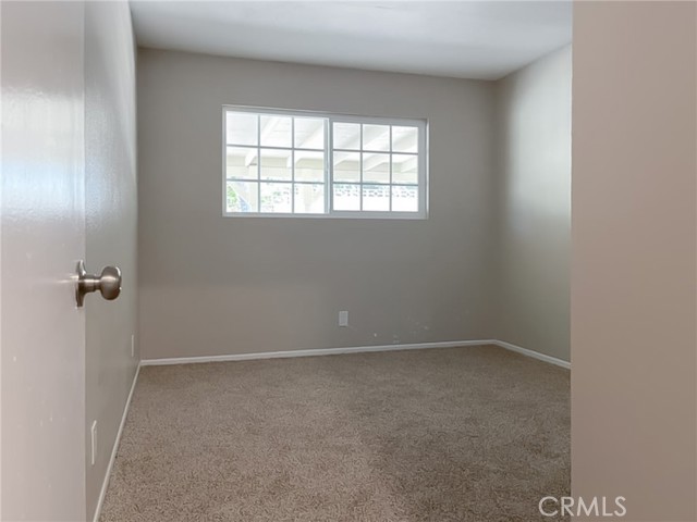 Detail Gallery Image 18 of 33 For 43116 Lemonwood Dr, Lancaster,  CA 93536 - 5 Beds | 2 Baths