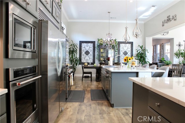 Image 10 of 44 For 2633 Silvervale Street