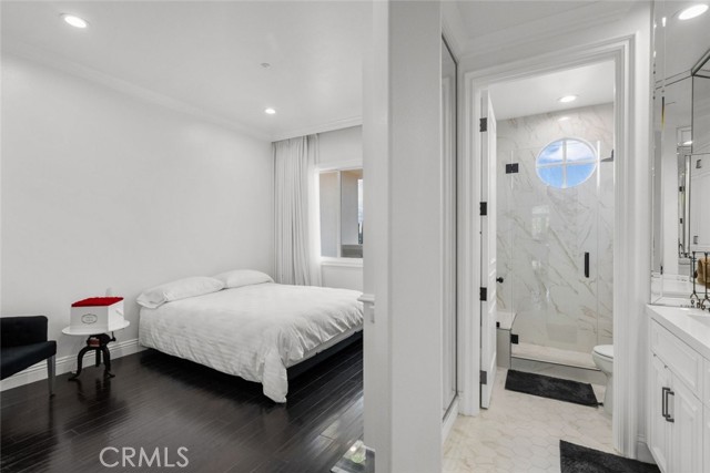 3724 Winford Drive, Tarzana CA: https://media.crmls.org/medias/b08ba4c1-39cc-4fec-b2ce-7df3c7c51d8a.jpg