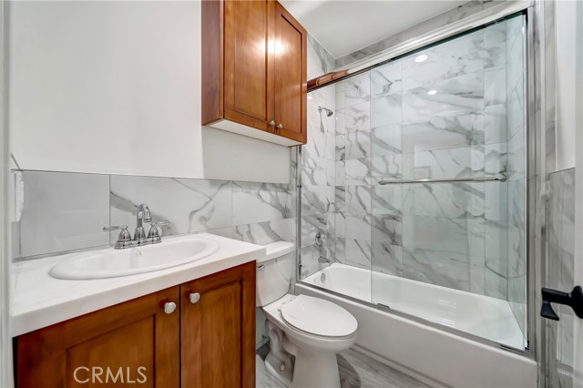 Detail Gallery Image 18 of 30 For 1101 N Maclay Ave #13,  San Fernando,  CA 91340 - 2 Beds | 3/1 Baths