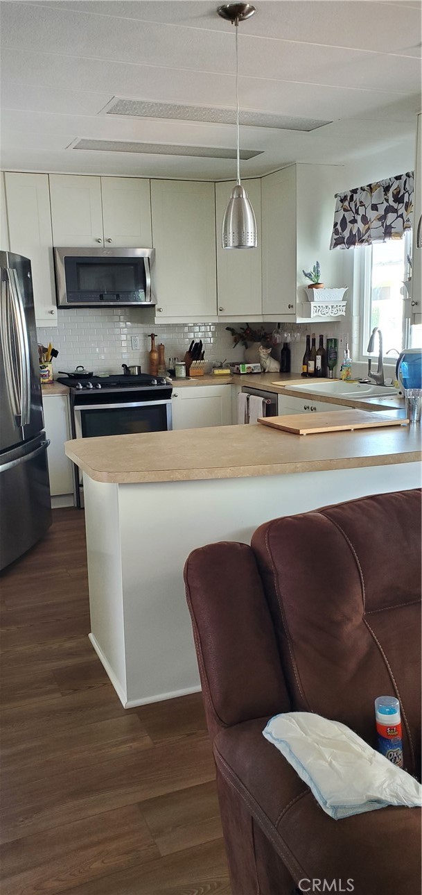 Kitchen off Family Room