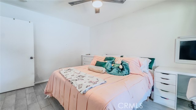 4127 N 4th Avenue, San Bernardino CA: https://media.crmls.org/medias/b08c3225-94d7-4223-9dca-ef5b576da104.jpg
