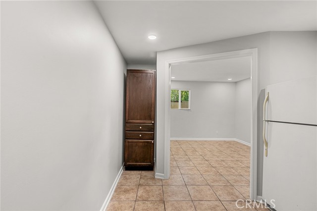 9414 Linden Avenue, Bloomington CA: https://media.crmls.org/medias/b08d9518-dc5a-4183-928b-f9e4a6e8e6a9.jpg