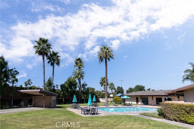 1560 Massachussetts Avenue, Riverside CA: https://media.crmls.org/medias/b08e4856-76b4-412c-aa77-286ef54a0bdb.jpg