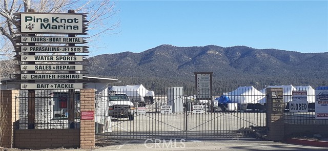 Detail Gallery Image 1 of 5 For 400 Pine Knot Blvd E-49, Big Bear Lake,  CA 92315 - – Beds | – Baths