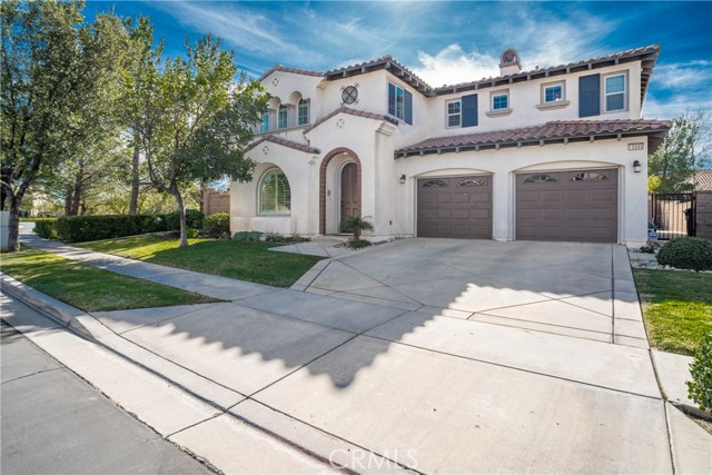 15595 Syracuse Ln, Fontana, CA 92336