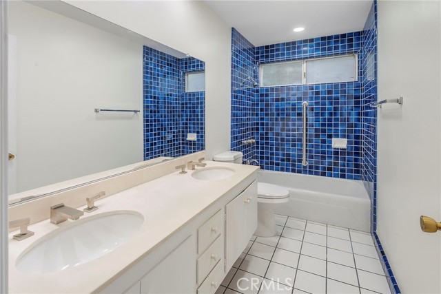 Detail Gallery Image 7 of 26 For 27850 Longhill, Rancho Palos Verdes,  CA 90275 - 4 Beds | 2/1 Baths