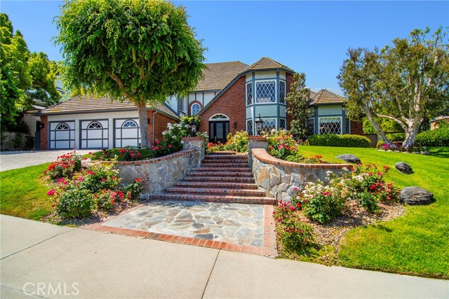 29360 Castlehill Drive, Agoura Hills CA: https://media.crmls.org/medias/b08fdb11-5f0f-4037-862c-31b20f618636.jpg