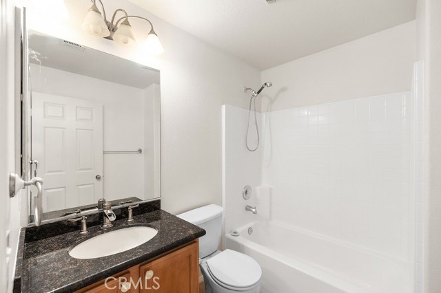 32856 Northshire Circle, Temecula CA: https://media.crmls.org/medias/b0904cc0-a1e1-4112-926a-fdbb3a77b593.jpg