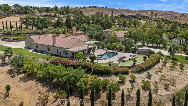 5300 Lochmoor Drive, Riverside, California 92507, 4 Bedrooms Bedrooms, ,3 BathroomsBathrooms,Single Family Residence,For Sale,Lochmoor,IV24161768