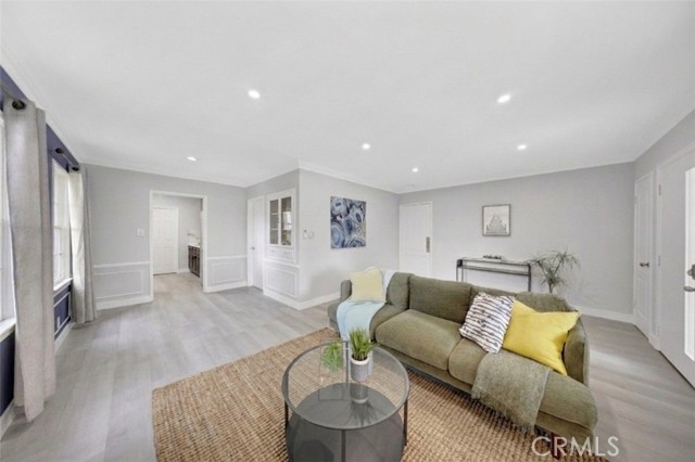 Detail Gallery Image 7 of 30 For 537 28th, Venice,  CA 90291 - 3 Beds | 2 Baths