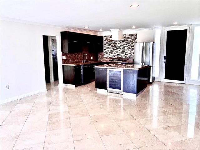 Detail Gallery Image 4 of 24 For 1510 W Balboa Blvd, Newport Beach,  CA 92663 - 1 Beds | 1 Baths