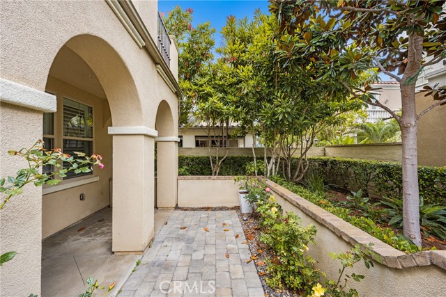 8315 Kendall Drive, Huntington Beach CA: https://media.crmls.org/medias/b09143ec-585e-44bb-8a23-6ea474c2dfcc.jpg
