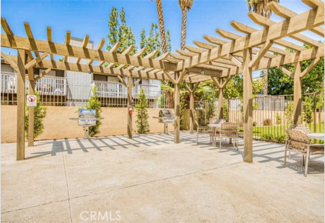 Detail Gallery Image 9 of 16 For 807 W Blaine St #203,  Riverside,  CA 92507 - 2 Beds | 2 Baths