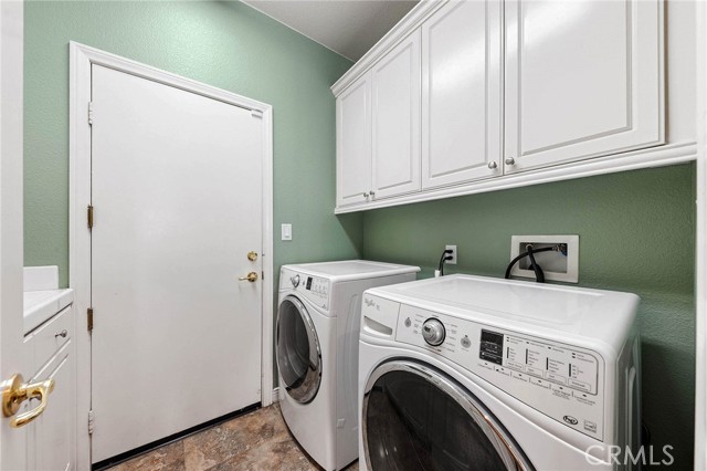 Detail Gallery Image 21 of 56 For 3165 Forest View, Corona,  CA 92882 - 5 Beds | 2/1 Baths