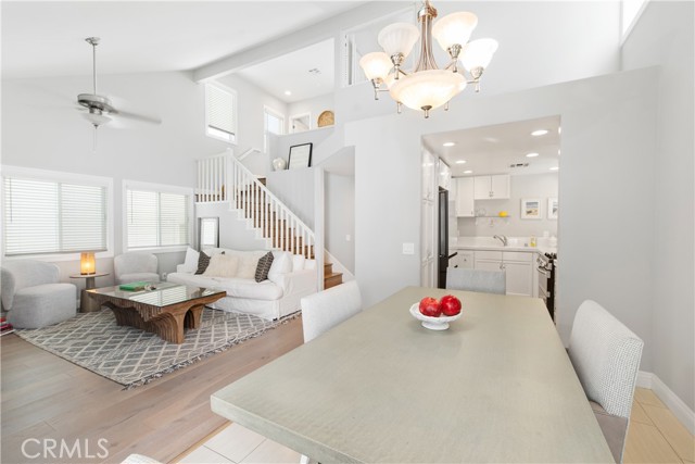 Detail Gallery Image 9 of 33 For 608 Poinsettia Ave #B,  Corona Del Mar,  CA 92625 - 2 Beds | 2 Baths