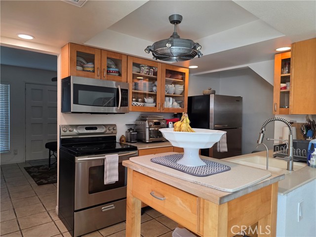 Detail Gallery Image 7 of 27 For 10420 Vassar Way, Stanton,  CA 90680 - 3 Beds | 2 Baths