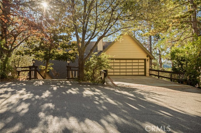 201 Grizzly, Lake Arrowhead, CA 92352
