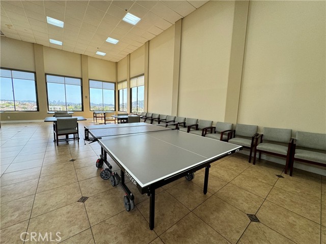 Detail Gallery Image 15 of 68 For 345 Pioneer Dr Ph5,  Glendale,  CA 91203 - 2 Beds | 2 Baths