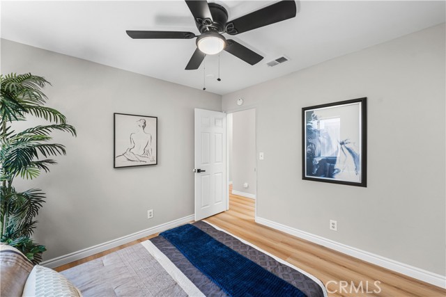 37011 Zinnia Street, Palmdale CA: https://media.crmls.org/medias/b095c693-78ca-4415-87a4-62806ee99034.jpg