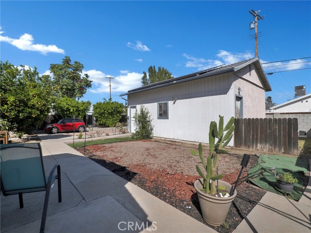 Detail Gallery Image 24 of 33 For 10020 Mason Ave, Chatsworth,  CA 91311 - 3 Beds | 2 Baths