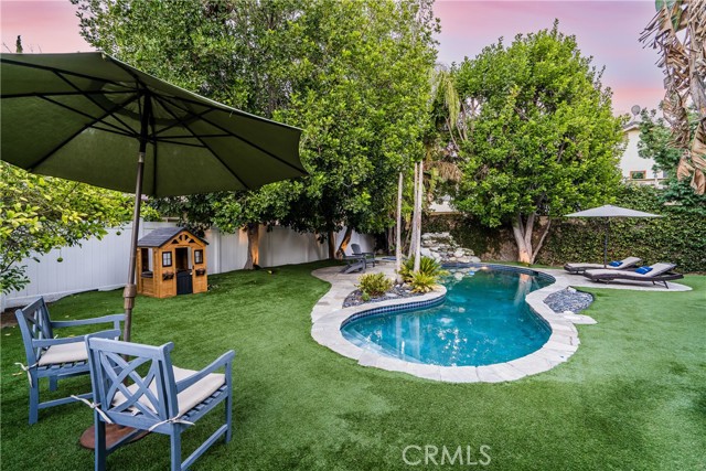 13047 Magnolia Boulevard photo 43