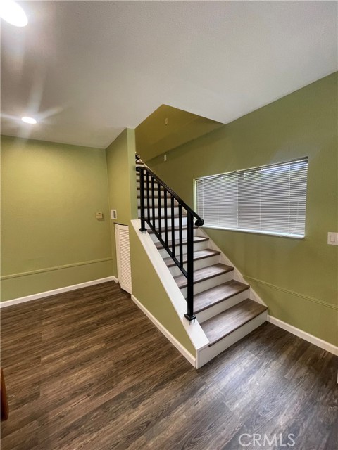 Detail Gallery Image 4 of 10 For 1361 De Luz Rd, Fallbrook,  CA 92028 - 4 Beds | 3 Baths