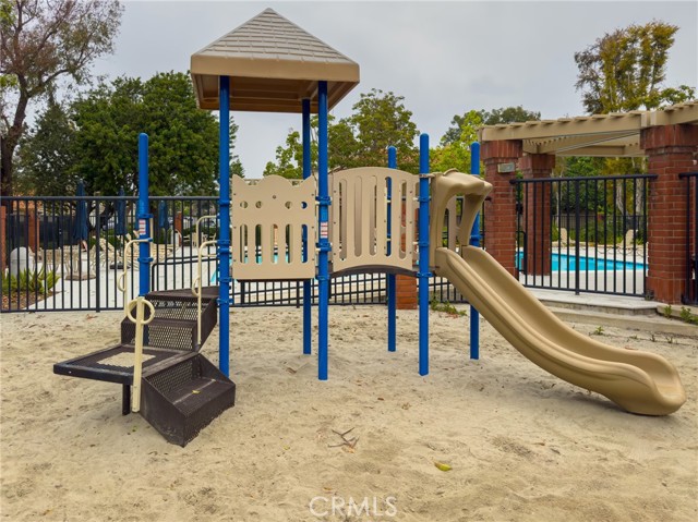 Detail Gallery Image 41 of 43 For 27 Lucero, Irvine,  CA 92620 - 4 Beds | 2/1 Baths