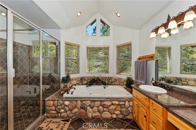 Detail Gallery Image 24 of 74 For 42402 Golden Oak Rd, Big Bear Lake,  CA 92315 - 4 Beds | 4/1 Baths