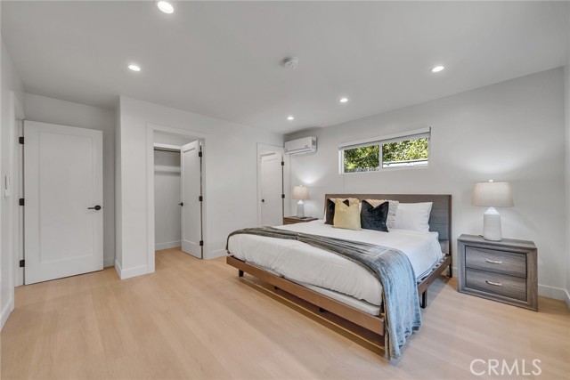 Detail Gallery Image 13 of 22 For 15335 Lemay St, Van Nuys,  CA 91406 - 2 Beds | 2 Baths