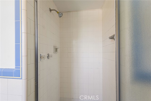 33325 Fairview Street, Lake Elsinore CA: https://media.crmls.org/medias/b09b5fcc-3371-403d-8f71-8f85141dfd68.jpg