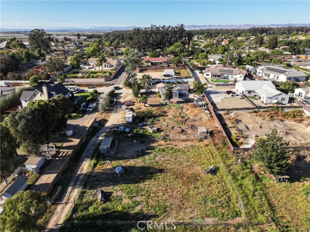 1418 Solomon Road, Santa Maria CA: https://media.crmls.org/medias/b09bf6f0-f9ad-45e2-a6bf-92ca19ea2f2d.jpg