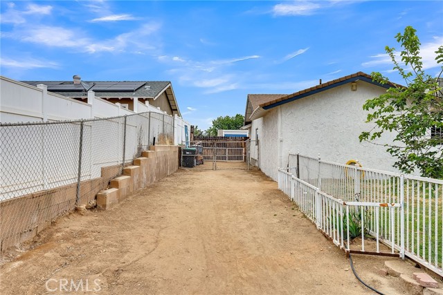 Detail Gallery Image 40 of 57 For 2540 Vine Ave, Norco,  CA 92860 - 5 Beds | 2/1 Baths