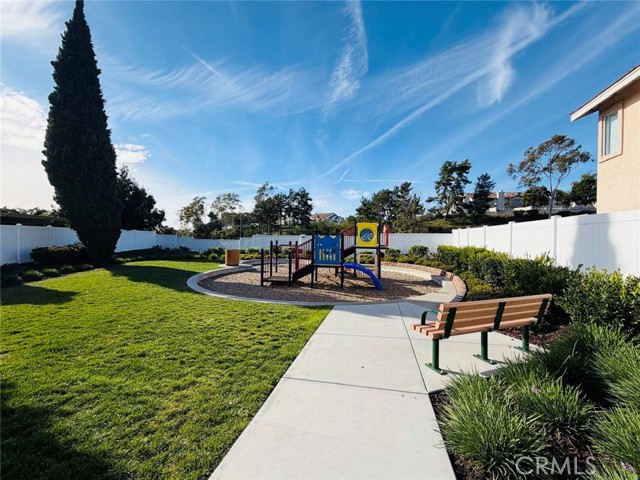 Detail Gallery Image 32 of 32 For 4651 Calle Del Greco, Oceanside,  CA 92056 - 3 Beds | 2/1 Baths