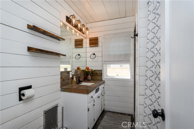Detail Gallery Image 17 of 22 For 7909 Rhea Vista Dr, Whittier,  CA 90602 - 2 Beds | 2 Baths