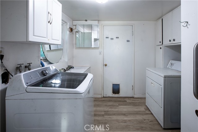 Image 8 of 24 For 3942 Marcus  