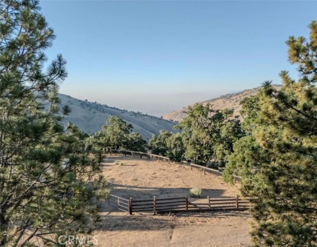 Detail Gallery Image 5 of 13 For 7700 Digier, Frazier Park,  CA 93225 - 3 Beds | 2/1 Baths