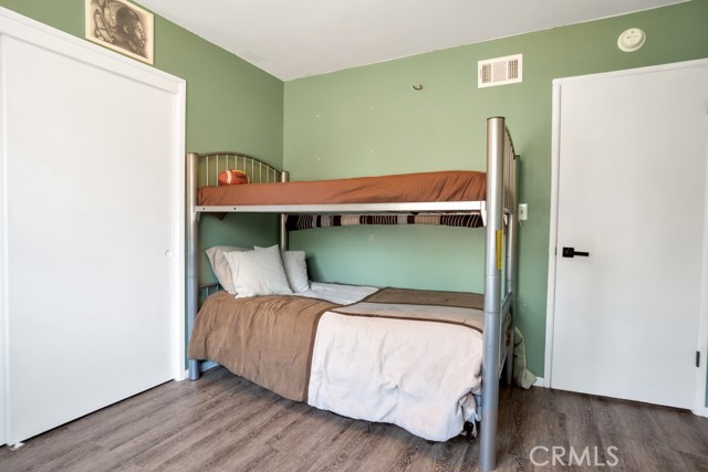 Detail Gallery Image 11 of 26 For 13678 Marchant Ave, Sylmar,  CA 91342 - 3 Beds | 2 Baths