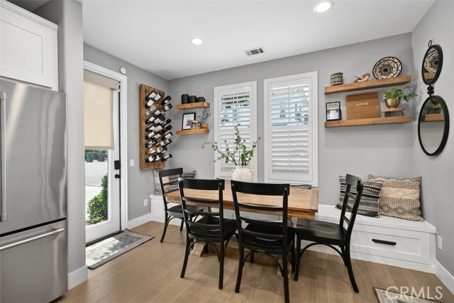 54 Livingston Pl, Ladera Ranch CA: https://media.crmls.org/medias/b09e733e-9786-4b1f-877a-66b8de9e1beb.jpg