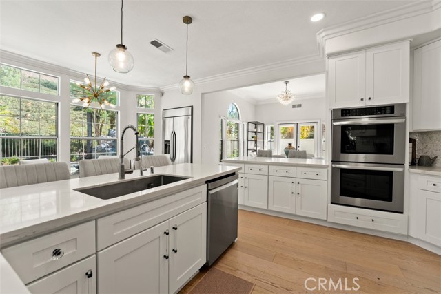 Detail Gallery Image 19 of 75 For 27153 Woodbluff Rd, Laguna Hills,  CA 92653 - 5 Beds | 4/1 Baths