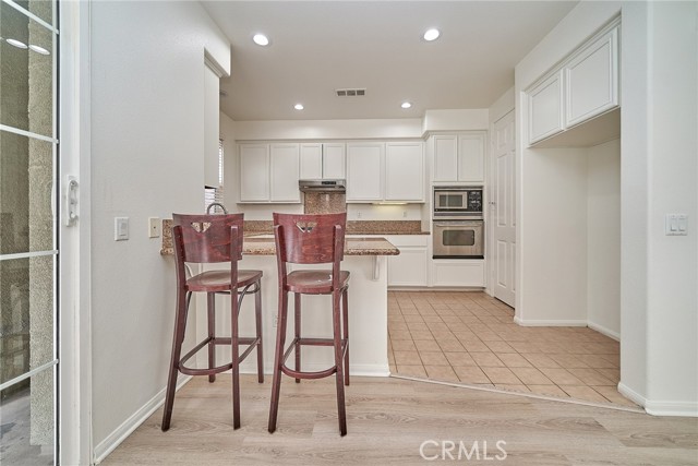 Detail Gallery Image 6 of 61 For 20520 Earl, Torrance,  CA 90503 - 3 Beds | 3 Baths