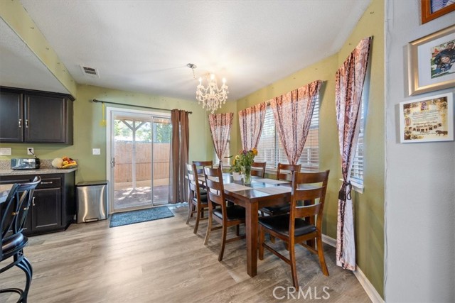 8015 Amapoa Avenue, Atascadero CA: https://media.crmls.org/medias/b09fb28b-c7b5-4058-9cf8-531969c2a701.jpg