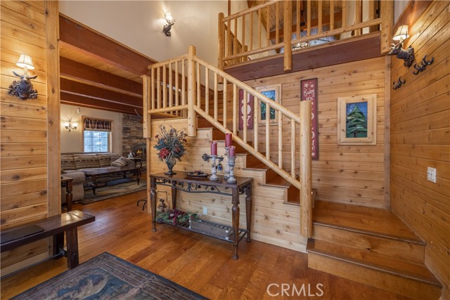 Detail Gallery Image 14 of 50 For 42028 Sky View, Big Bear Lake,  CA 92315 - 7 Beds | 5/1 Baths