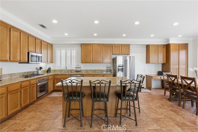 Detail Gallery Image 8 of 45 For 23634 Saratoga Springs, Murrieta,  CA 92562 - 4 Beds | 3 Baths