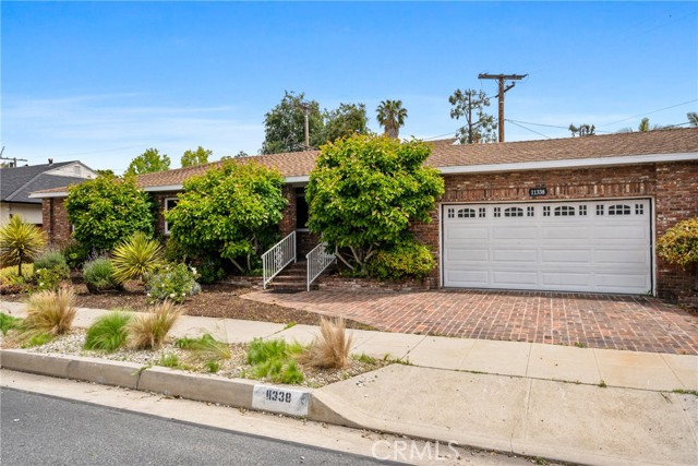 11338 Stevens Avenue, Culver City CA: https://media.crmls.org/medias/b0a0de06-ad2e-470c-bb0a-de3086a29b20.jpg