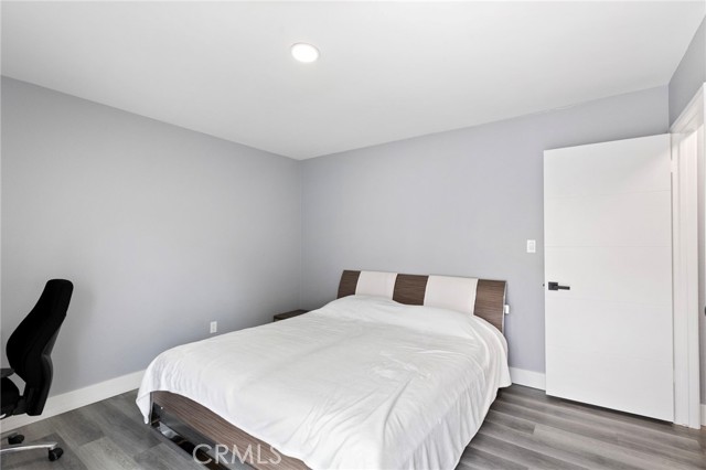 Detail Gallery Image 13 of 25 For 2215 E Avalon, Santa Ana,  CA 92705 - 3 Beds | 2 Baths