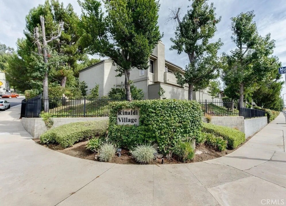 15786 Midwood #5