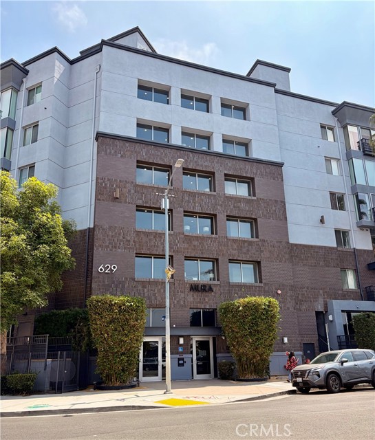 629 Traction AVE Unit: 606