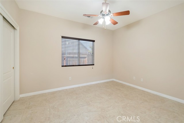 Detail Gallery Image 33 of 53 For 10500 Vista Bonita Dr, Bakersfield,  CA 93311 - 3 Beds | 2 Baths