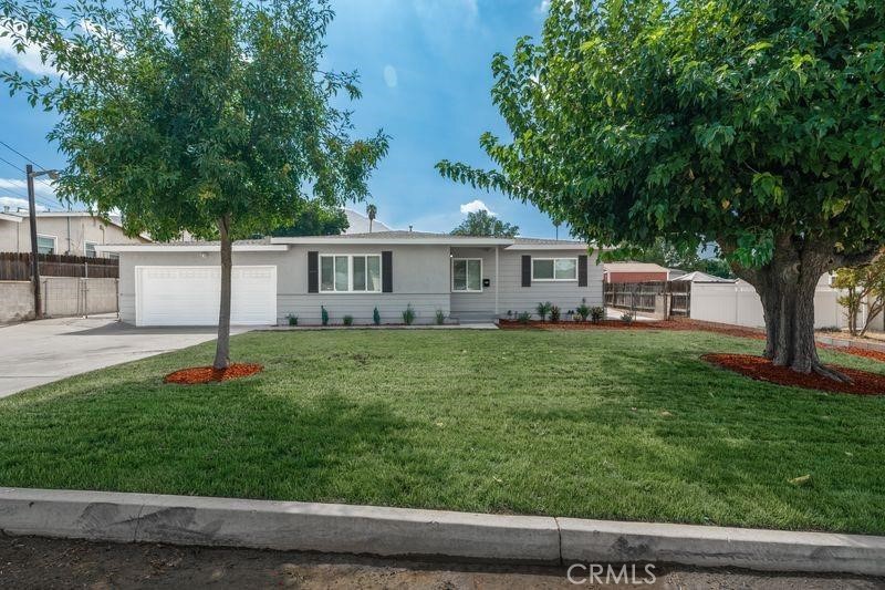 22643 Minona Dr